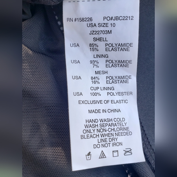 JANTZEN draped Surplice swimsuit - Picture 11 of 14